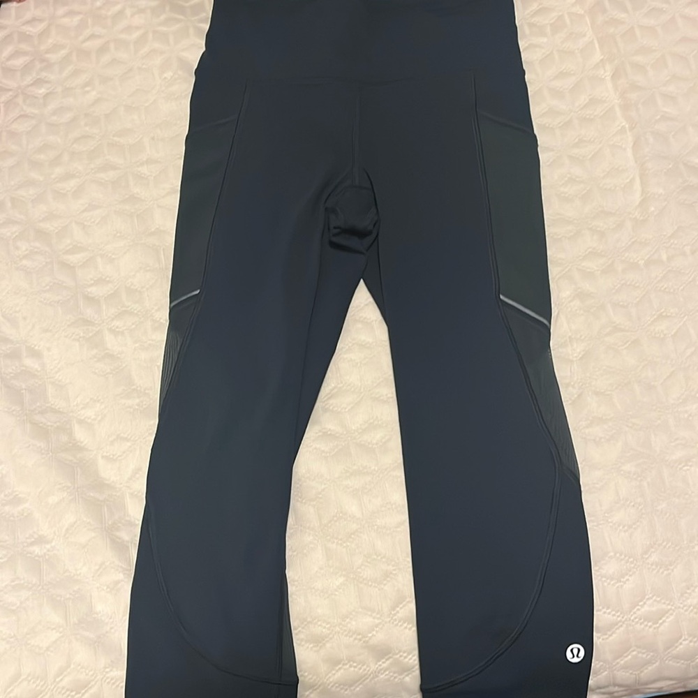 Lululemon Capri Pants